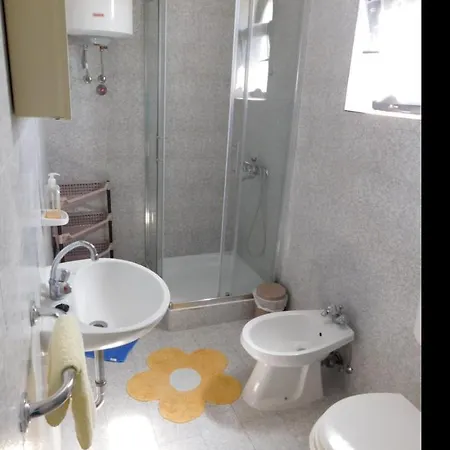 Ana Apartman